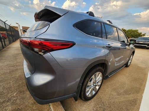 2021 Toyota Highlander Limited