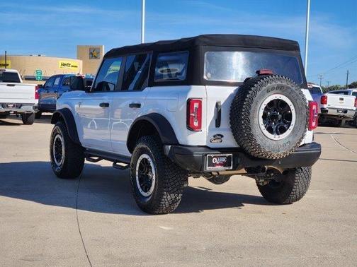 2022 Ford Bronco Badlands