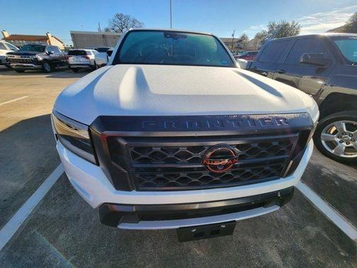 2023 Nissan Frontier PRO-X