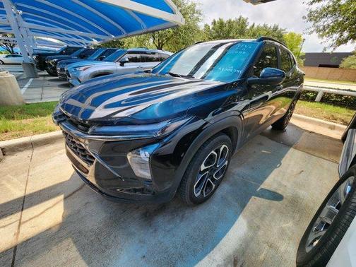 Mosaic Black Metallic 2024 Chevrolet Trax 2RS