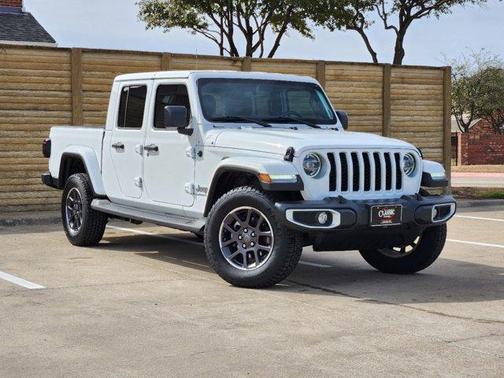 2022 Jeep Gladiator Overland