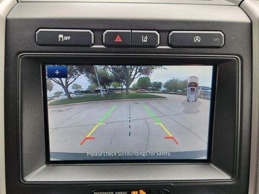 White 2020 Ford Expedition XLT