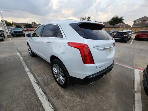 2018 Cadillac XT5 Platinum