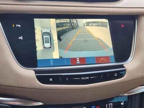 2018 Cadillac XT5 Platinum