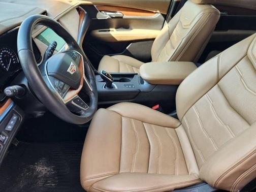 2018 Cadillac XT5 Platinum