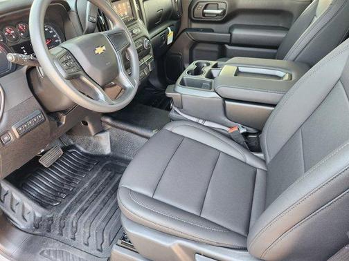 2025 Chevrolet Silverado 3500 WT