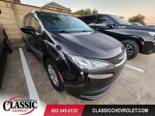 2017 Chrysler Pacifica LX