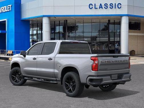 2025 Chevrolet Silverado 1500 Custom