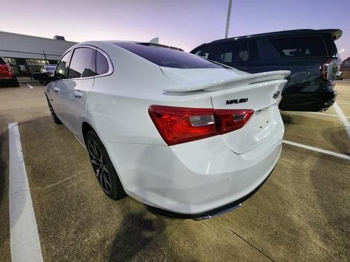 2022 Chevrolet Malibu RS