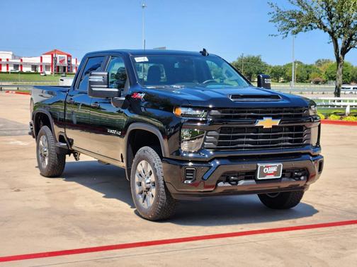 2026 Chevrolet Silverado 2500 Custom