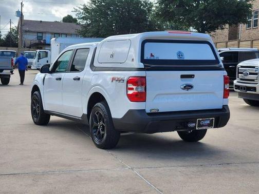 Oxford White 2024 Ford Maverick XLT