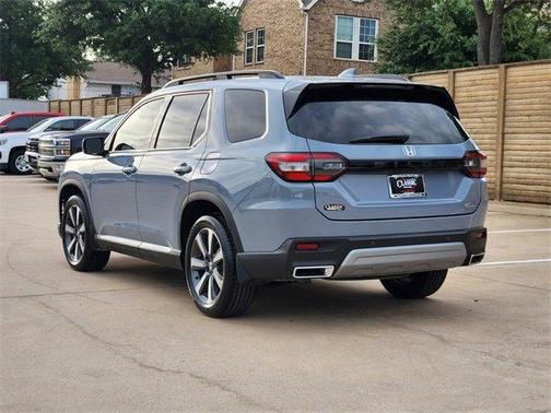 Gray Pearl 2023 Honda Pilot Touring