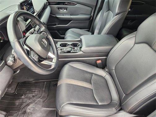 Gray Pearl 2023 Honda Pilot Touring