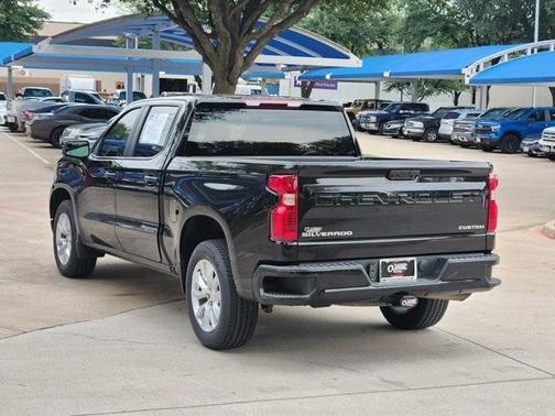 2024 Chevrolet Silverado 1500 Custom