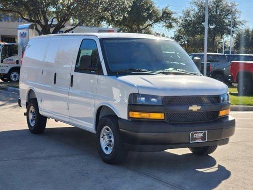 2025 Chevrolet Express 2500 Work Van