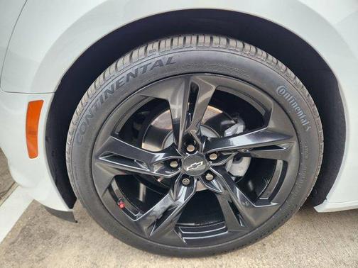 2021 Chevrolet Camaro 2LT