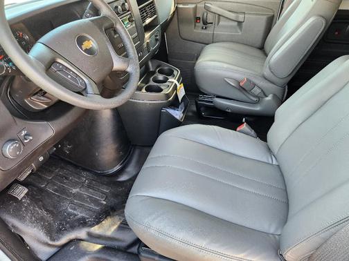 2025 Chevrolet Express 2500 Work Van