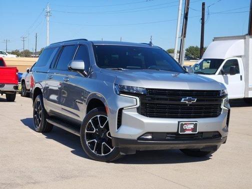 2024 Chevrolet Suburban RST