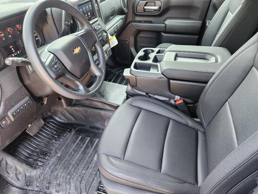 2025 Chevrolet Silverado 3500 WT