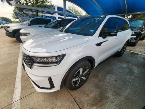 2023 Kia Sorento S