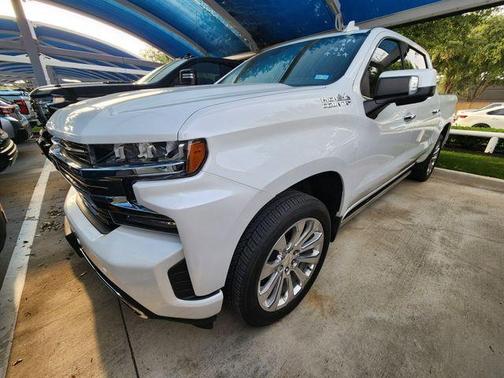Iridescent Pearl Tricoat 2021 Chevrolet Silverado 1500 High Country