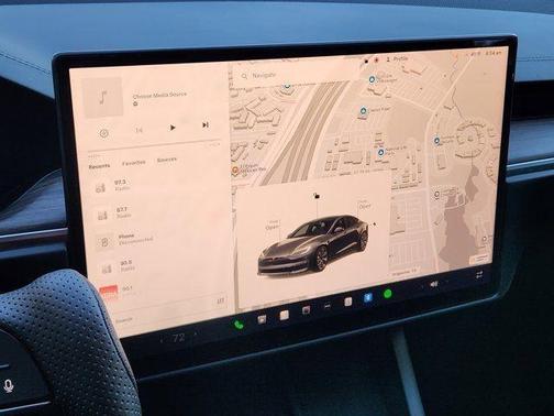 2022 Tesla Model S Base