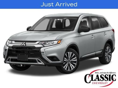 2020 Mitsubishi Outlander SE