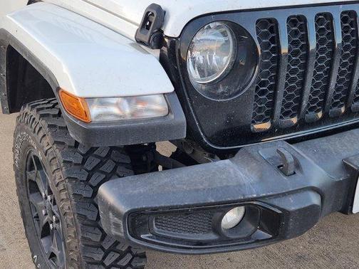 2022 Jeep Gladiator Sport