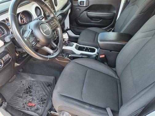 2022 Jeep Gladiator Sport