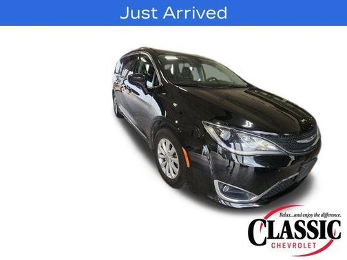 2018 Chrysler Pacifica Touring-L