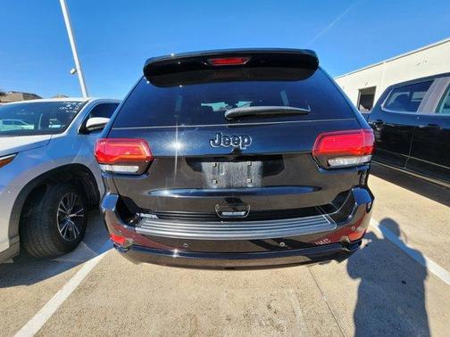 2019 Jeep Grand Cherokee Laredo