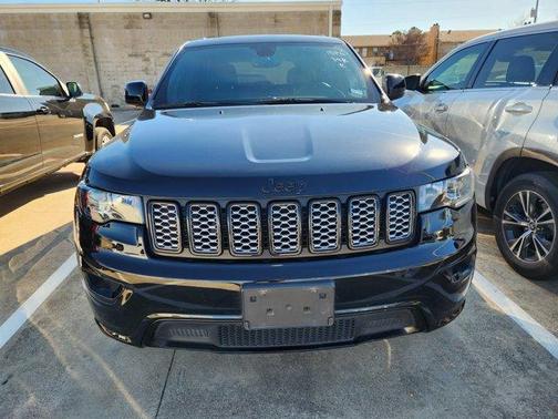 2019 Jeep Grand Cherokee Laredo