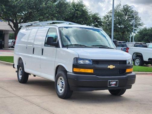 2025 Chevrolet Express 2500 Work Van