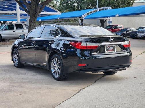 2018 Lexus ES 300h Base