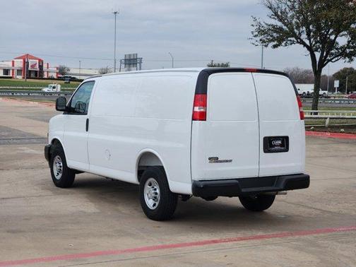 2025 Chevrolet Express 2500 Work Van