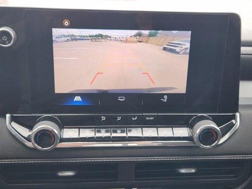 Black 2023 Chevrolet Colorado LT