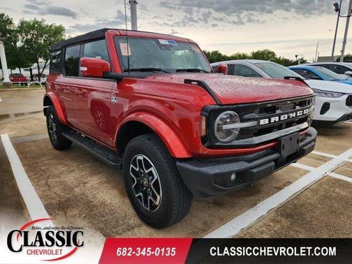 2024 Ford Bronco Outer Banks