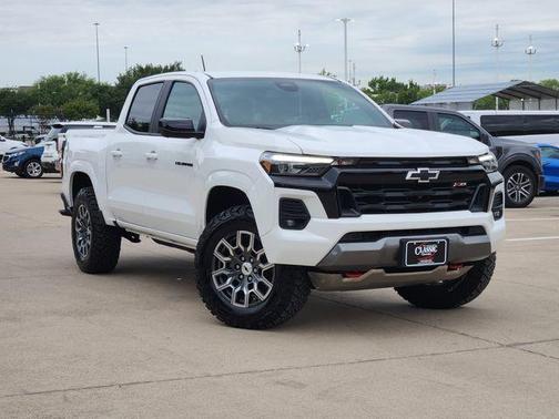 Summit White 2024 Chevrolet Colorado Z71