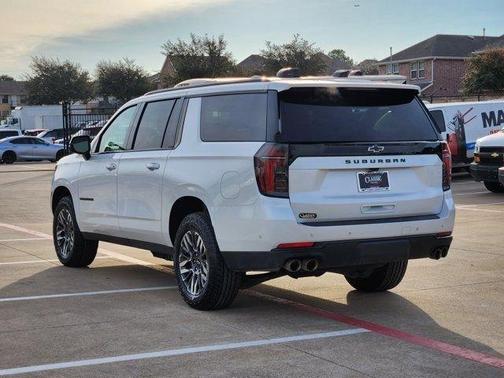2025 Chevrolet Suburban Z71