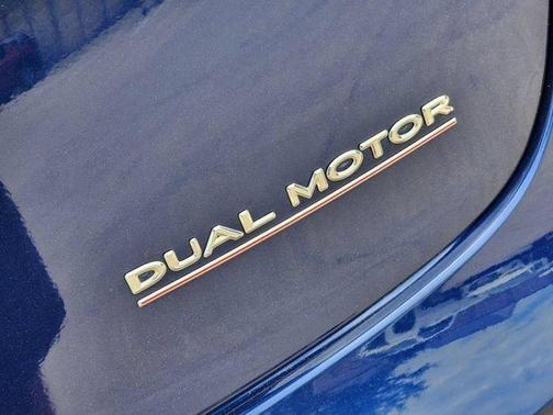 Deep Blue Metallic 2023 Tesla Model 3 Performance