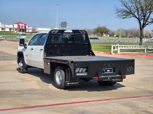 2025 Chevrolet Silverado 3500 WT