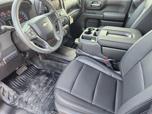 2025 Chevrolet Silverado 3500 WT