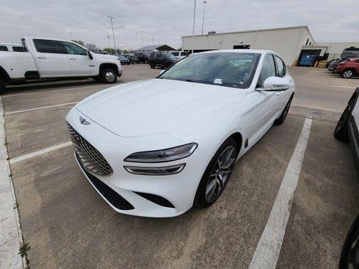 2025 Genesis G70 2.5T