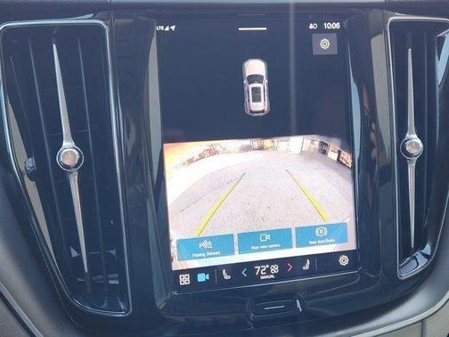 2025 Volvo XC60 B5 Core