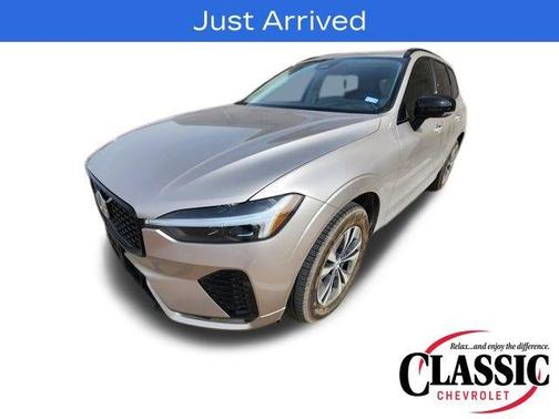 2025 Volvo XC60 B5 Core