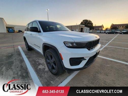2023 Jeep Grand Cherokee Altitude