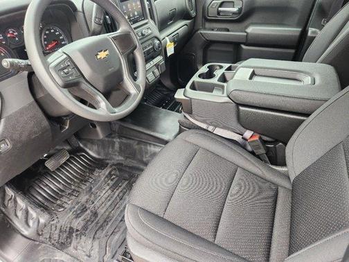 2025 Chevrolet Silverado 3500 WT