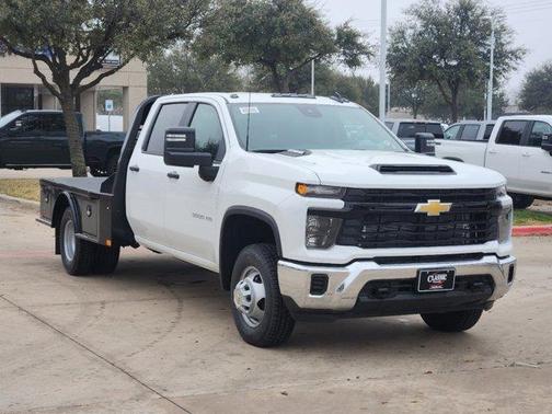 2025 Chevrolet Silverado 3500 WT