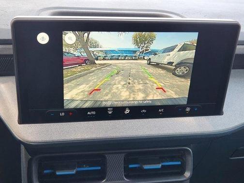 Oxford White 2025 Ford Maverick XLT