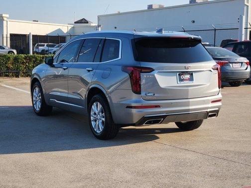 2024 Cadillac XT6 Luxury FWD